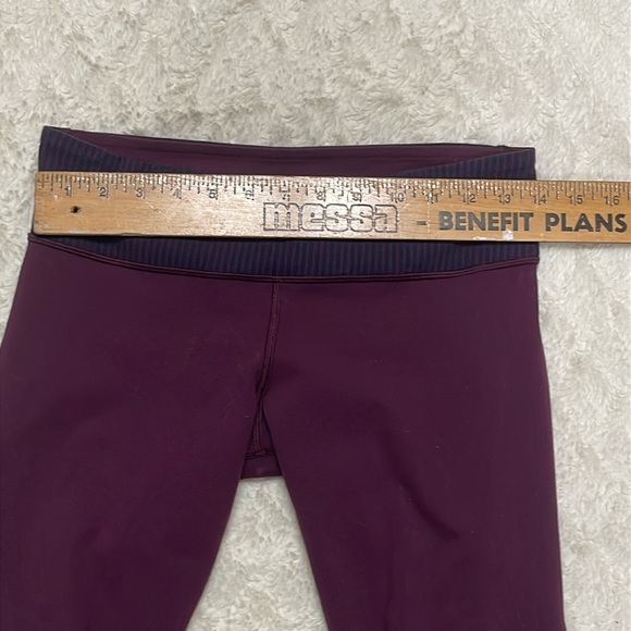 Lululemon capris, size 4 good‎ used condition B1 - Picture 5 of 9